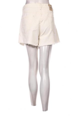 Pantaloni scurți de femei Just Cavalli, Mărime XL, Culoare Alb, Preț 405,59 Lei