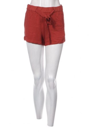 Дамски къс панталон Pull&Bear, Размер M, Цвят Червен, Цена 11,40 лв.