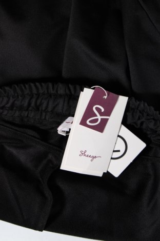 Damen Shorts Sheego, Größe 3XL, Farbe Schwarz, Preis 23,75 €