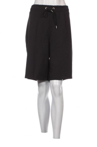 Дамски къс панталон Sheego, Размер 3XL, Цвят Черен, Цена 59,04 лв.