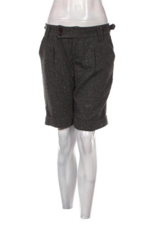 Damen Shorts Zara Trafaluc, Größe M, Farbe Grau, Preis 12,79 €