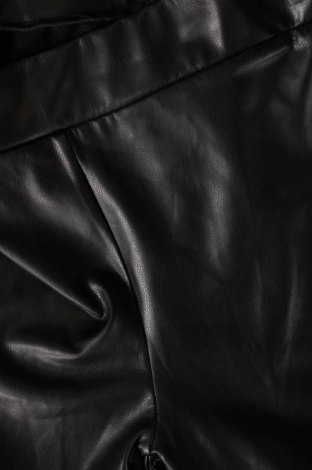 Γυναικείο παντελόνι δερμάτινο, Μέγεθος M, Χρώμα Μαύρο, Τιμή 7,35 €