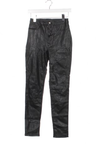Γυναικείο παντελόνι δερμάτινο H&M Divided, Μέγεθος XS, Χρώμα Μαύρο, Τιμή 3,59 €