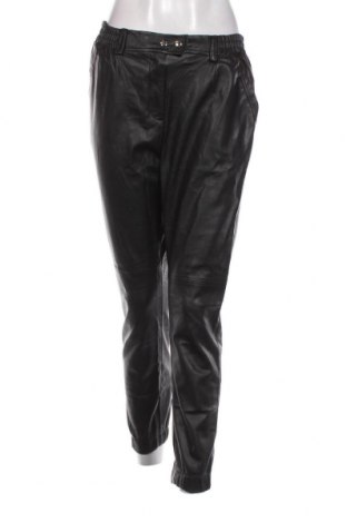 Γυναικείο παντελόνι δερμάτινο Piazza Italia, Μέγεθος XL, Χρώμα Μαύρο, Τιμή 8,97 €