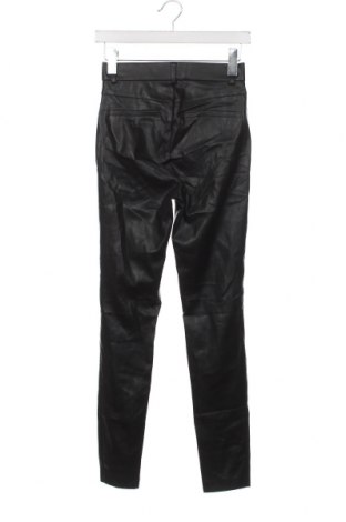 Дамски кожен панталон Zara Trafaluc, Размер XS, Цвят Черен, Цена 8,60 лв.