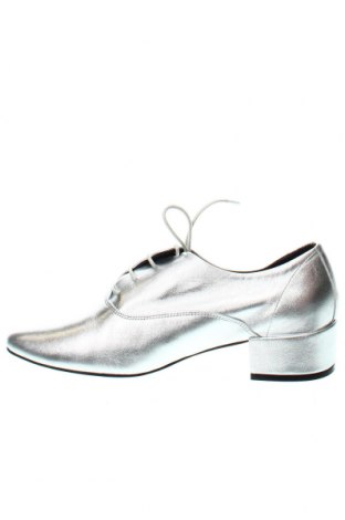 Дамски обувки Minelli, Размер 39, Цвят Сребрист, Цена 190,00 лв.