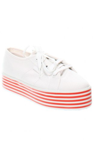 Дамски обувки Superga, Размер 37, Цвят Бял, Цена 94,99 лв.