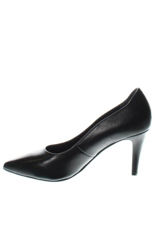 Дамски обувки Tamaris, Размер 40, Цвят Черен, Цена 132,10 лв.