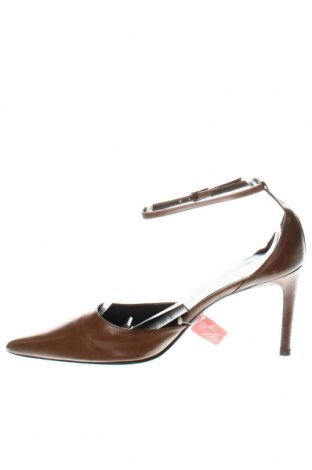 Дамски обувки Zara, Размер 40, Цвят Кафяв, Цена 82,00 лв.