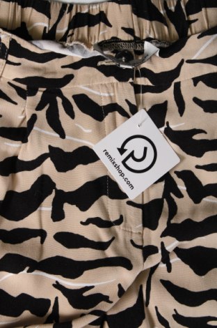 Γυναικείο παντελόνι &Co Woman, Μέγεθος S, Χρώμα Πολύχρωμο, Τιμή 5,12 €