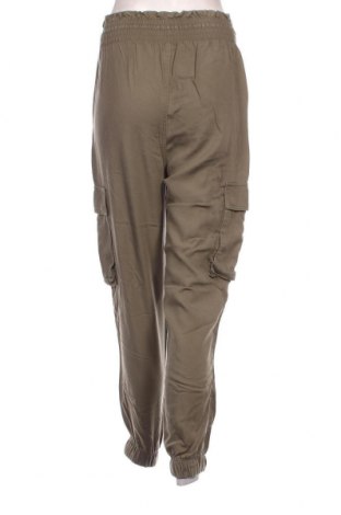 Pantaloni de femei Abercrombie & Fitch, Mărime S, Culoare Verde, Preț 161,18 Lei