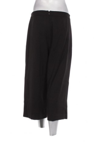 Pantaloni de femei BCBG Max Azria, Mărime M, Culoare Negru, Preț 628,29 Lei