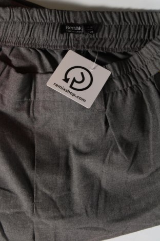 Дамски панталон Bershka, Размер M, Цвят Сив, Цена 7,25 лв.