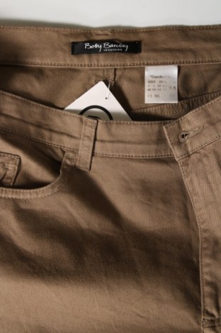 Дамски панталон Betty Barclay, Размер XL, Цвят Бежов, Цена 18,50 лв.