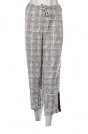 Γυναικείο παντελόνι Bpc Bonprix Collection, Μέγεθος 3XL, Χρώμα Πολύχρωμο, Τιμή 6,46 €