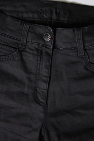 Pantaloni de femei Brax, Mărime S, Culoare Negru, Preț 53,19 Lei