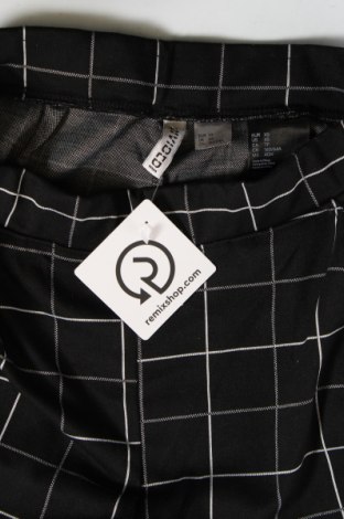 Дамски панталон H&M Divided, Размер XS, Цвят Черен, Цена 6,67 лв.