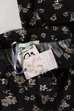 Pantaloni de femei La Fee Maraboutee, Mărime M, Culoare Negru, Preț 86,45 Lei