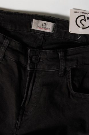 Дамски панталон Ltb, Размер M, Цвят Черен, Цена 8,12 лв.