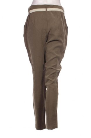 Дамски панталон Mae Mahe, Размер M, Цвят Зелен, Цена 19,08 лв.