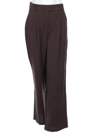Дамски панталон Object, Размер L, Цвят Кафяв, Цена 20,01 лв.
