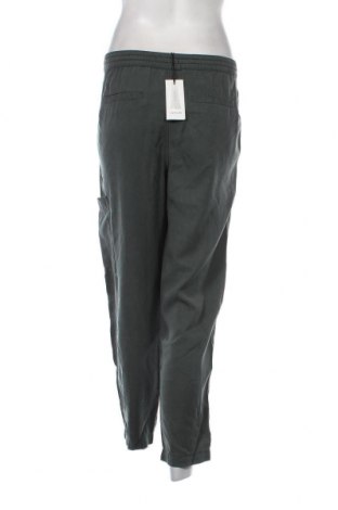 Дамски панталон Opus, Размер M, Цвят Зелен, Цена 146,00 лв.