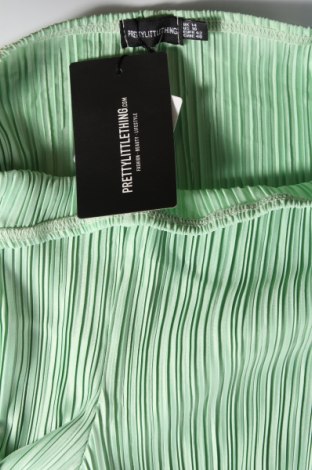 Γυναικείο παντελόνι Pretty Little Thing, Μέγεθος M, Χρώμα Πράσινο, Τιμή 6,40 €