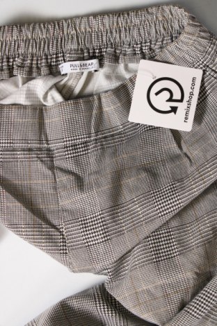 Dámské kalhoty  Pull&Bear, Velikost S, Barva Vícebarevné, Cena  102,00 Kč