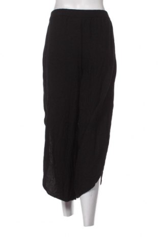 Γυναικείο παντελόνι Pull&Bear, Μέγεθος M, Χρώμα Μαύρο, Τιμή 15,00 €