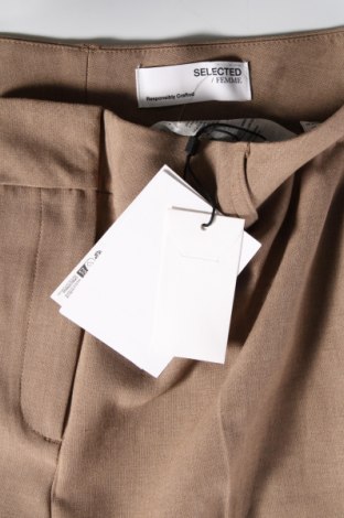 Дамски панталон Selected Femme, Размер L, Цвят Бежов, Цена 27,25 лв.