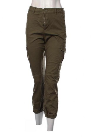 Дамски панталон Terranova, Размер S, Цвят Зелен, Цена 22,32 лв.