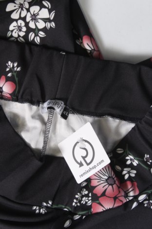 Γυναικείο παντελόνι True Spirit, Μέγεθος XL, Χρώμα Πολύχρωμο, Τιμή 8,25 €