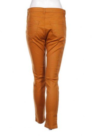 Pantaloni de femei Un Deux Trois, Mărime M, Culoare Maro, Preț 74,97 Lei