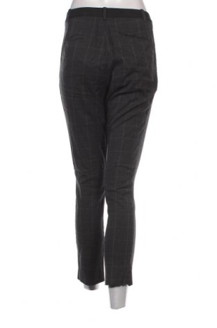 Pantaloni de femei Uniqlo, Mărime S, Culoare Gri, Preț 26,71 Lei