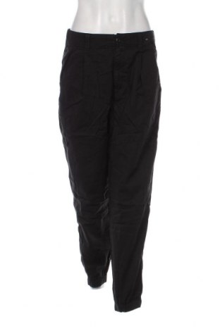 Pantaloni de femei Uniqlo, Mărime M, Culoare Negru, Preț 30,52 Lei