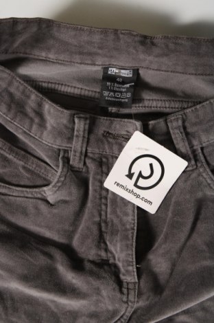 Дамски панталон Up 2 Fashion, Размер M, Цвят Сив, Цена 7,83 лв.