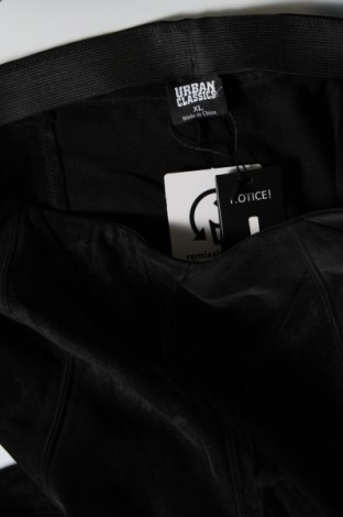 Дамски панталон Urban Classics, Размер XL, Цвят Черен, Цена 12,92 лв.