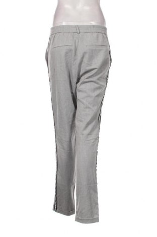 Pantaloni de femei Vero Moda, Mărime M, Culoare Gri, Preț 18,42 Lei