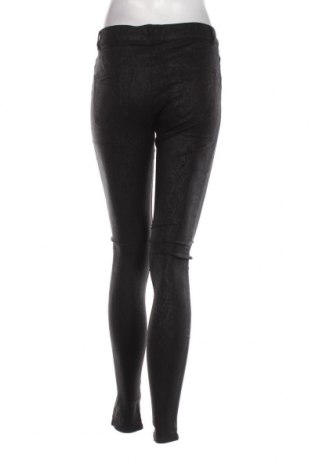 Γυναικείο παντελόνι Vero Moda, Μέγεθος M, Χρώμα Μαύρο, Τιμή 2,10 €
