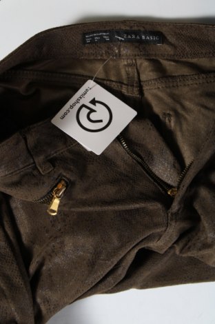 Дамски панталон Zara, Размер M, Цвят Зелен, Цена 7,20 лв.