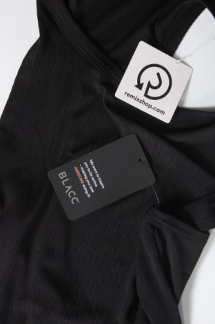 Γυναικείο αμάνικο μπλουζάκι Blacc, Μέγεθος S, Χρώμα Μαύρο, Τιμή 5,19 €