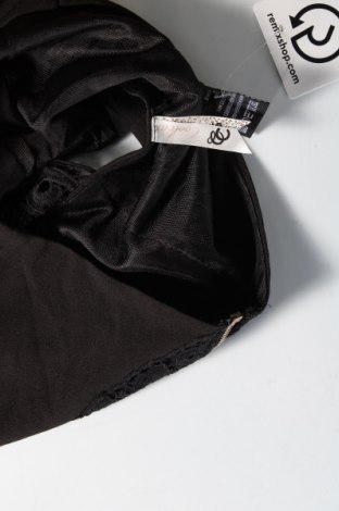 Γυναικείο αμάνικο μπλουζάκι CoolCat, Μέγεθος S, Χρώμα Μαύρο, Τιμή 2,66 €