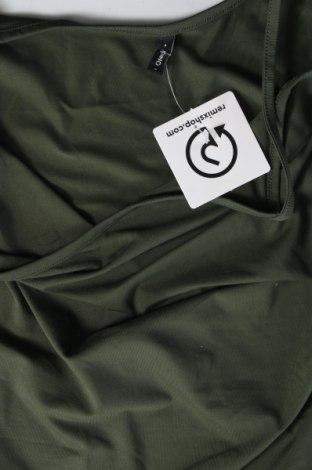 Γυναικείο αμάνικο μπλουζάκι ONLY, Μέγεθος M, Χρώμα Πράσινο, Τιμή 5,29 €