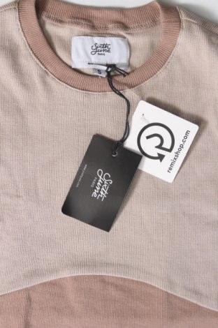 Γυναικείο αμάνικο μπλουζάκι Sixth June, Μέγεθος S, Χρώμα  Μπέζ, Τιμή 4,93 €