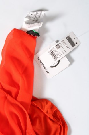 Tricou de damă United Colors Of Benetton, Mărime S, Culoare Roșu, Preț 95,39 Lei