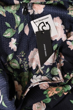 Γυναικείο αμάνικο μπλουζάκι Vero Moda, Μέγεθος L, Χρώμα Πολύχρωμο, Τιμή 5,43 €