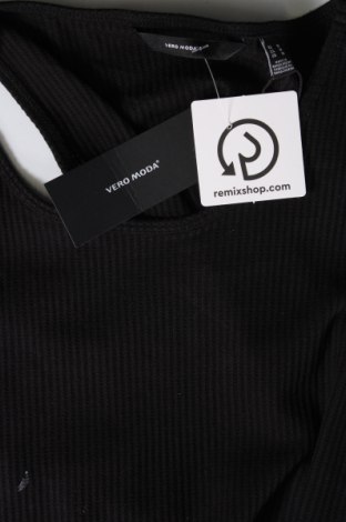 Γυναικείο αμάνικο μπλουζάκι Vero Moda, Μέγεθος M, Χρώμα Μαύρο, Τιμή 6,12 €