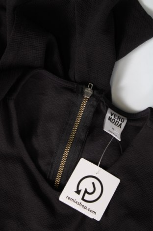 Γυναικείο αμάνικο μπλουζάκι Vero Moda, Μέγεθος XS, Χρώμα Μαύρο, Τιμή 3,34 €