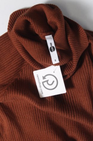 Γυναικείο πουλόβερ, Μέγεθος S, Χρώμα Καφέ, Τιμή 5,00 €