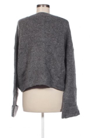 Дамски пуловер Bershka, Размер L, Цвят Сив, Цена 9,28 лв.